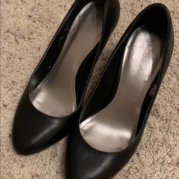 BCBG Generation black heels - Picture 2 of 4